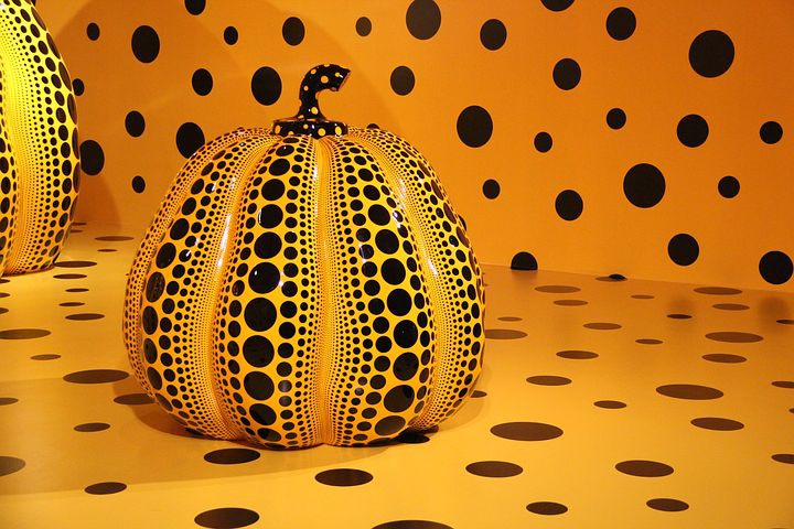 Japanese Artist: Yayoi Kusama